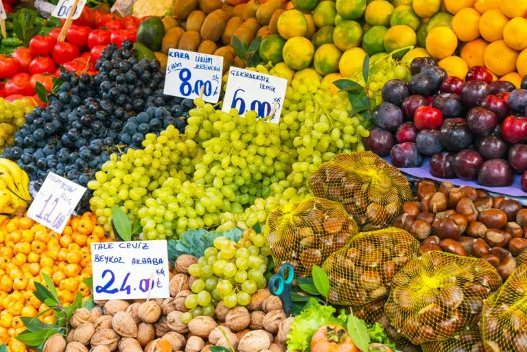 gastronomia-e-doces-turcos-frutas-e-castanhas