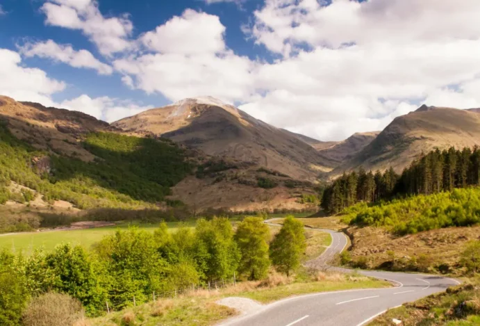 Descubra a Cultura Escocesa dos Clãs de Outlander!