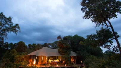 Ecolodge glamping na África.