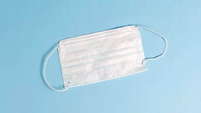 Qual a máscara ideal para viajar de avião?