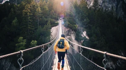 A alegria e liberdade de viajar sozinho