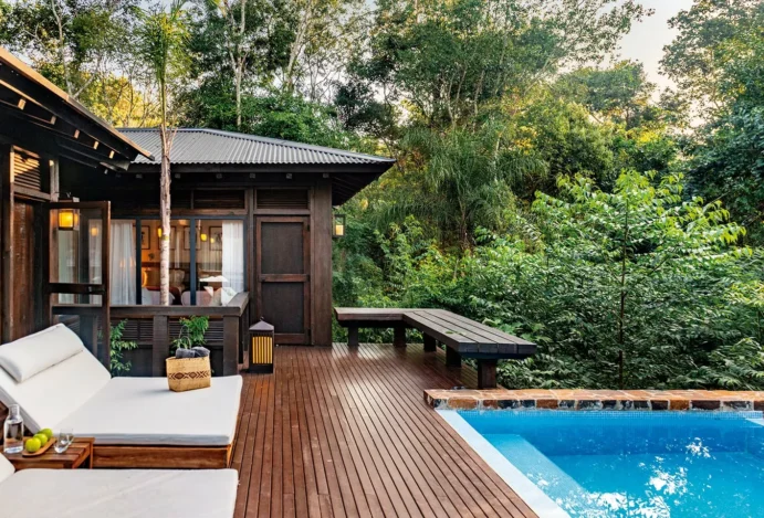 Guia de como fugir da folia de carnaval em 2025