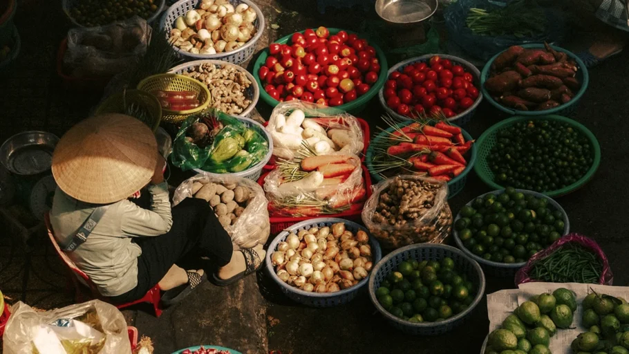 Roteiro gastronômico no Sudeste Asiático: da comida de rua ao restaurante estrelado